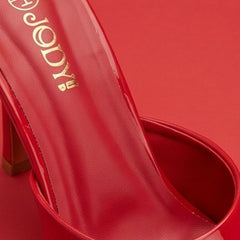 Maven Heels