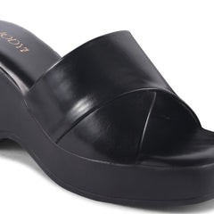 Layla Wedges