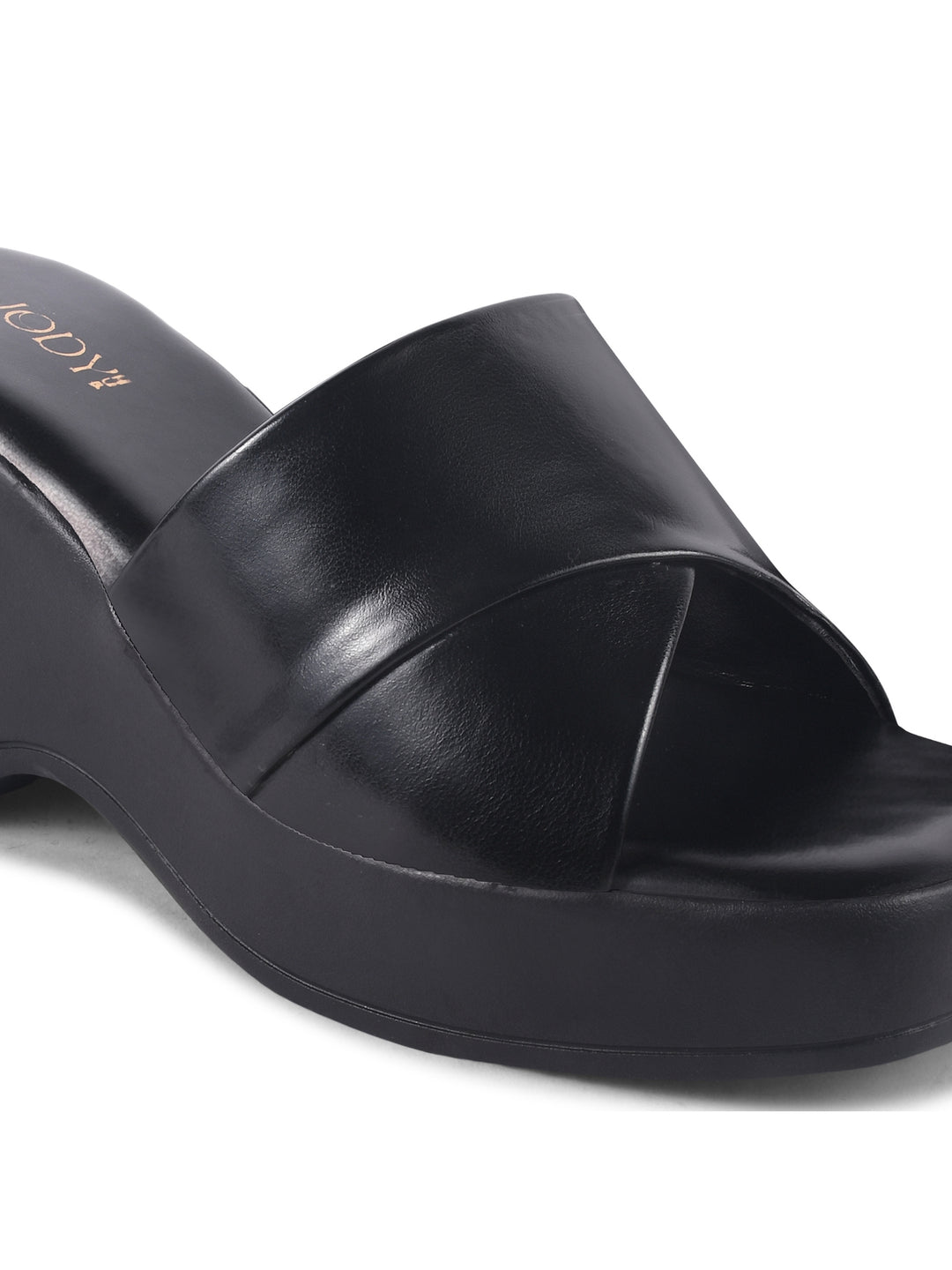 Layla Wedges