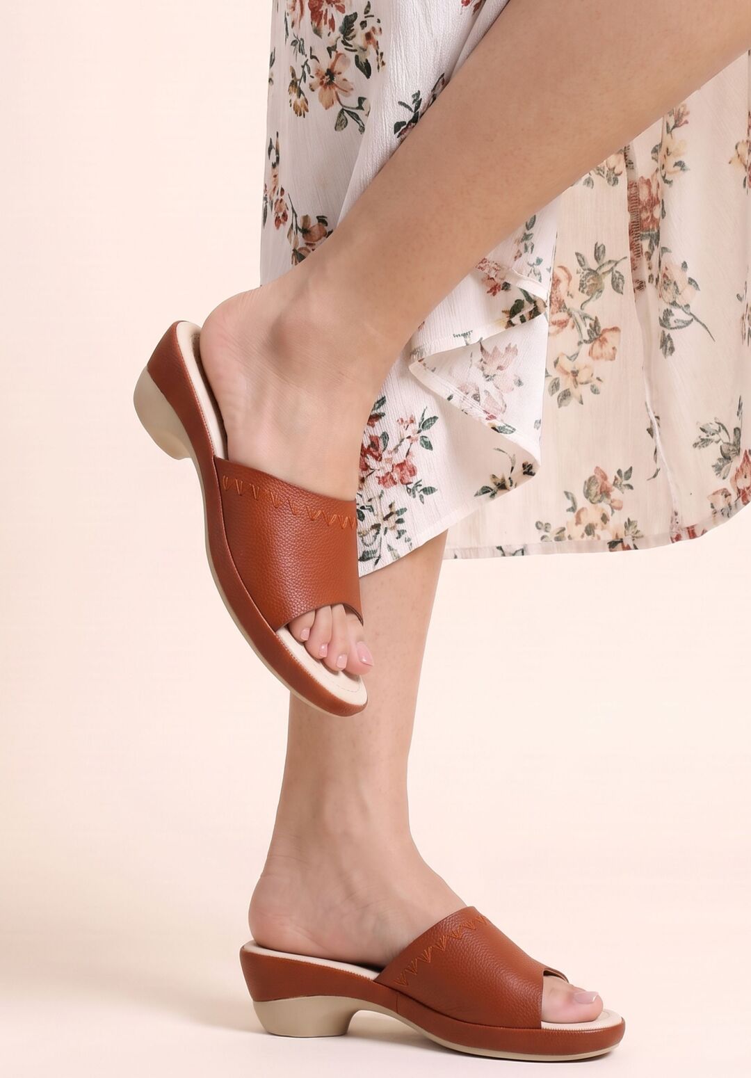 Avery Sandal