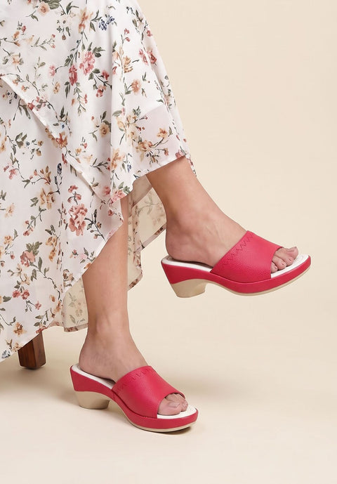 Avery Sandal