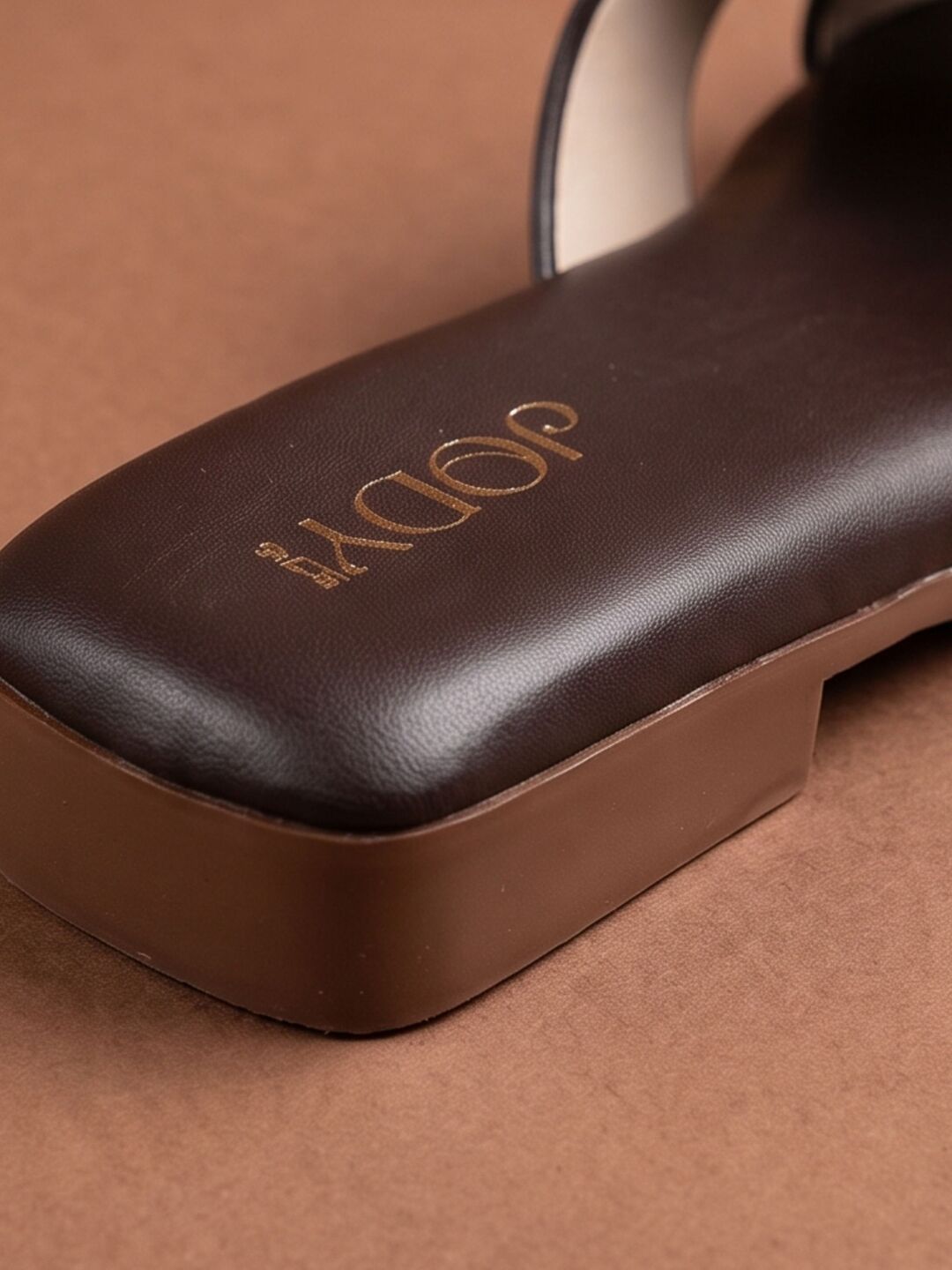 Cleo Flats