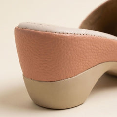 Avery Sandal