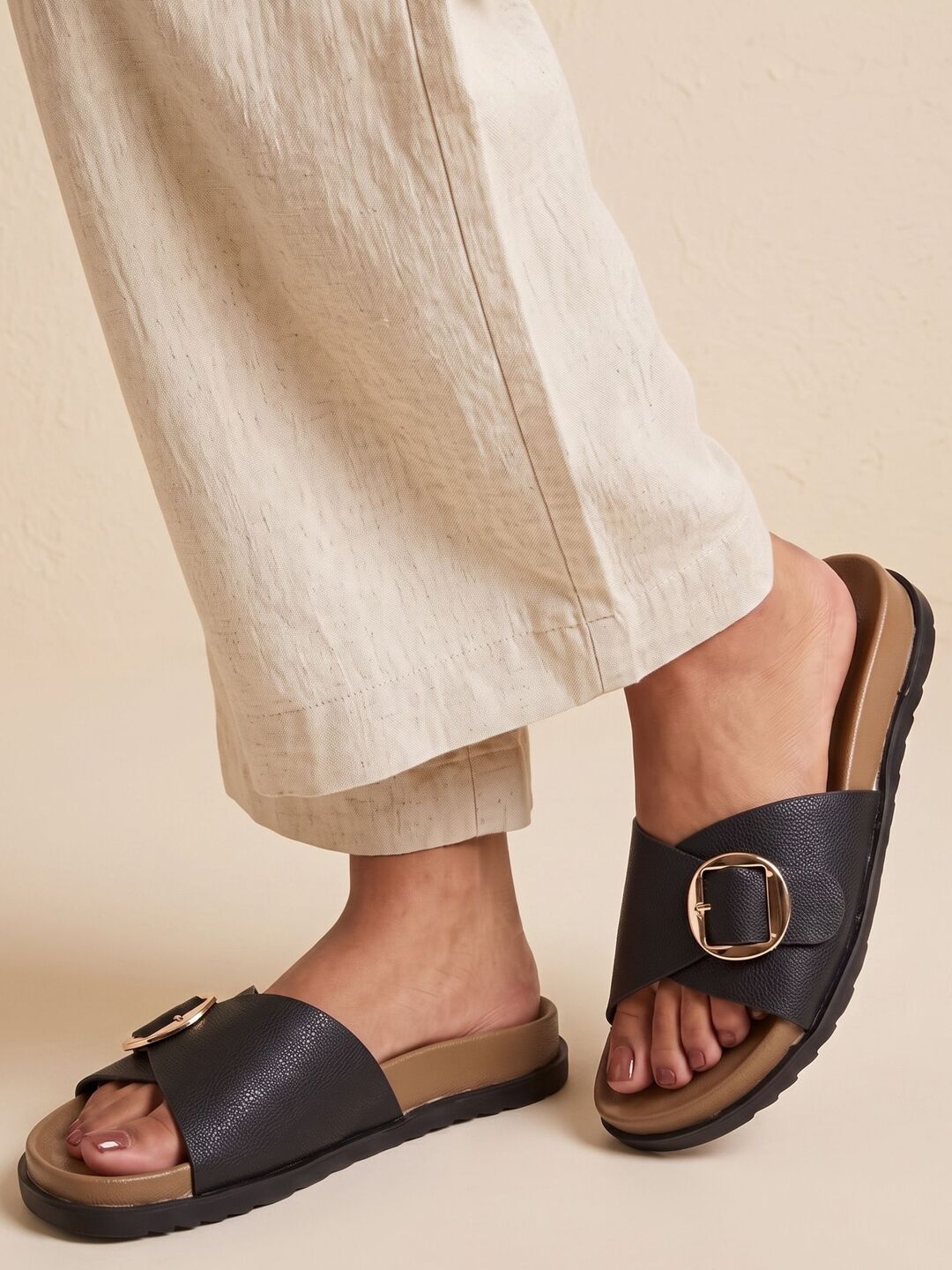 Vanna Flats