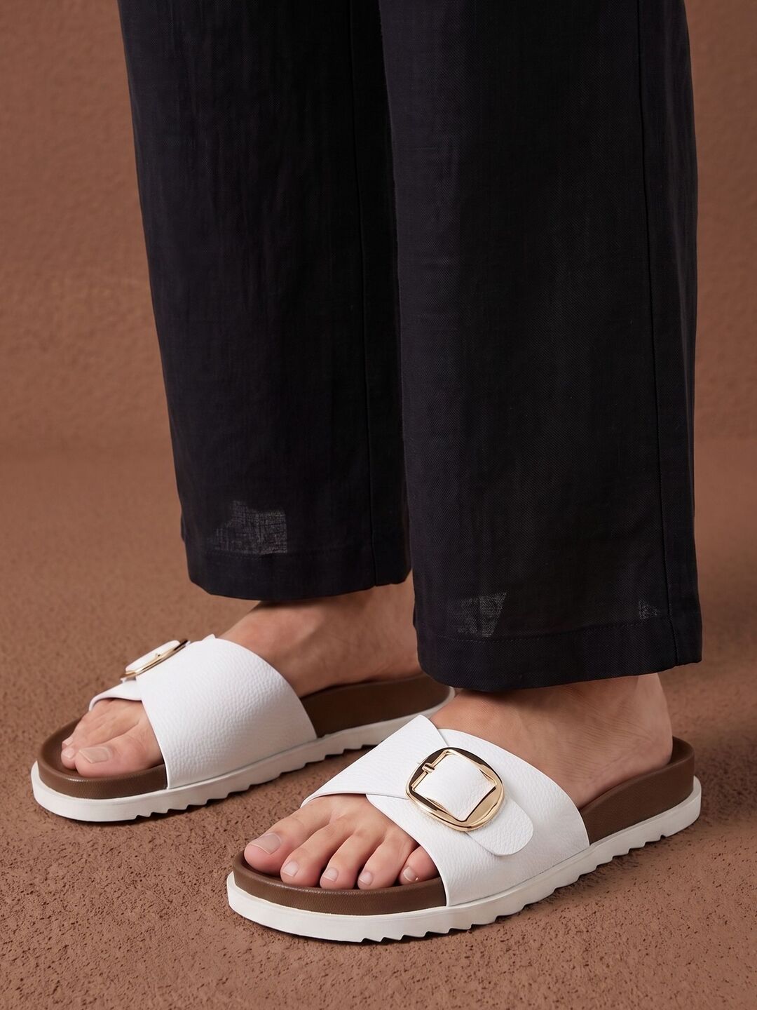 Vanna Flats