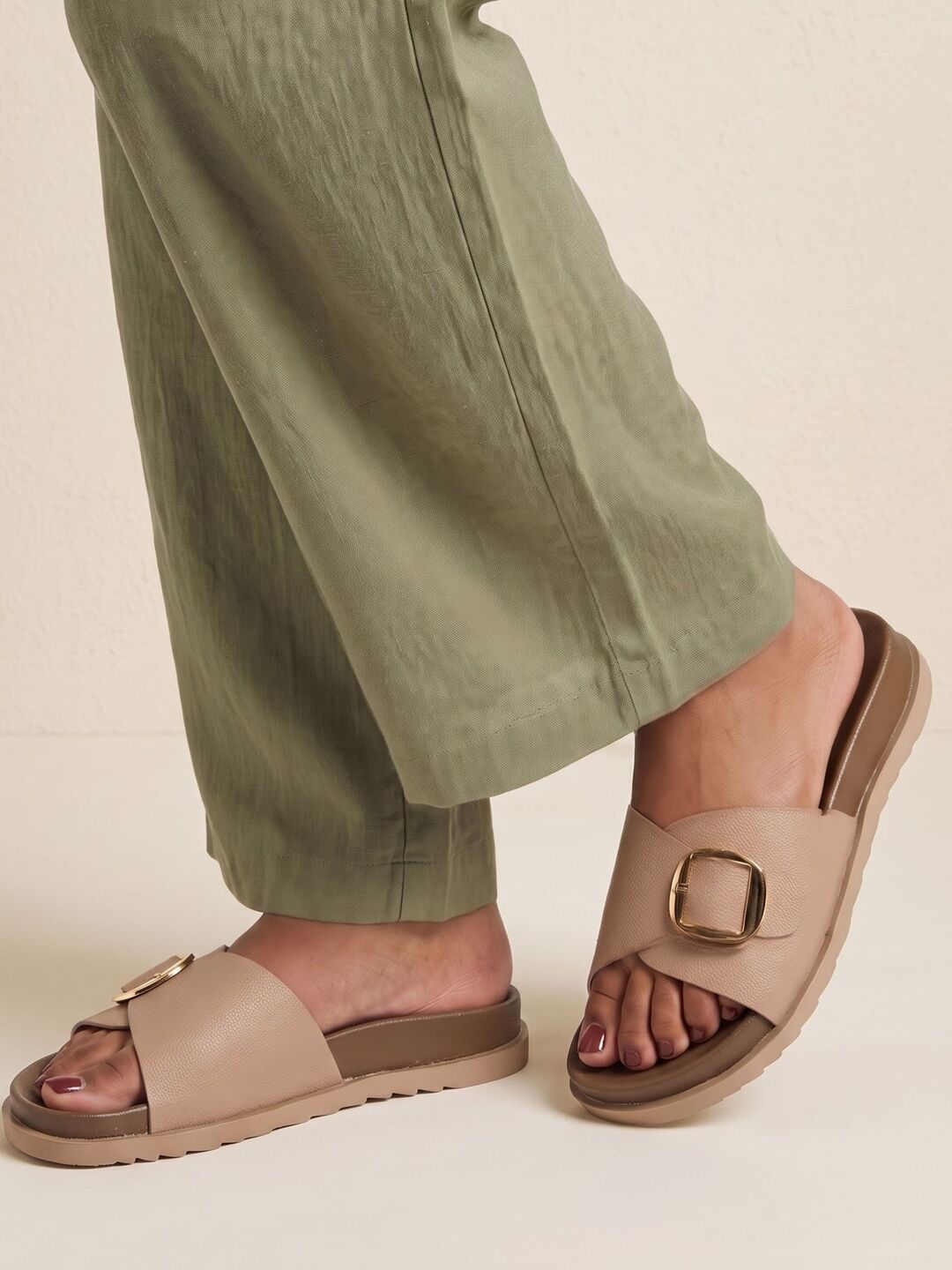 Vanna Flats
