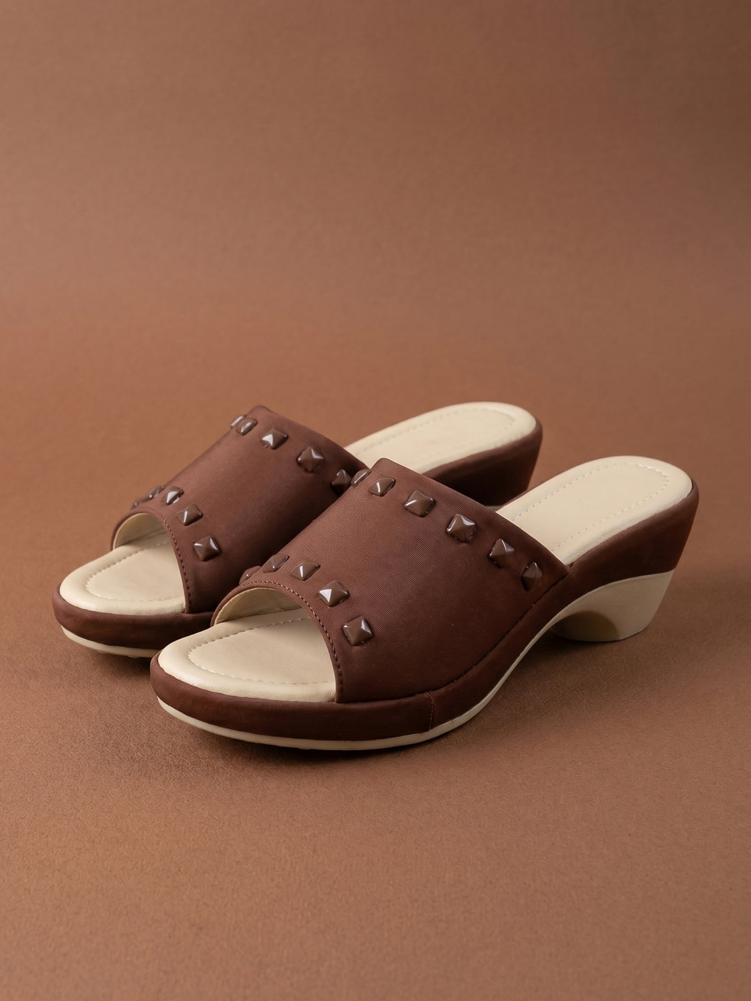 Nova Sandals