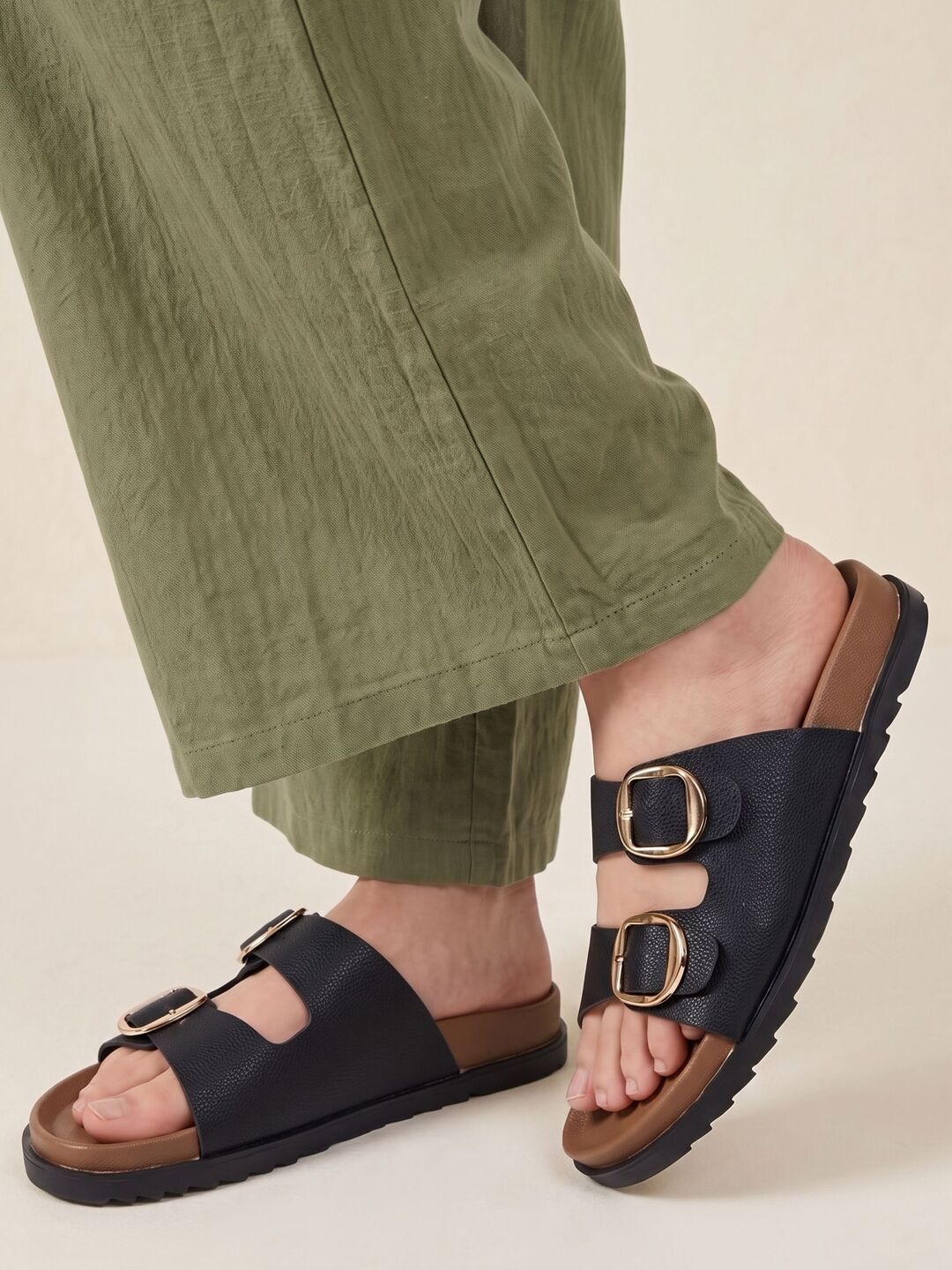 Loren Flats