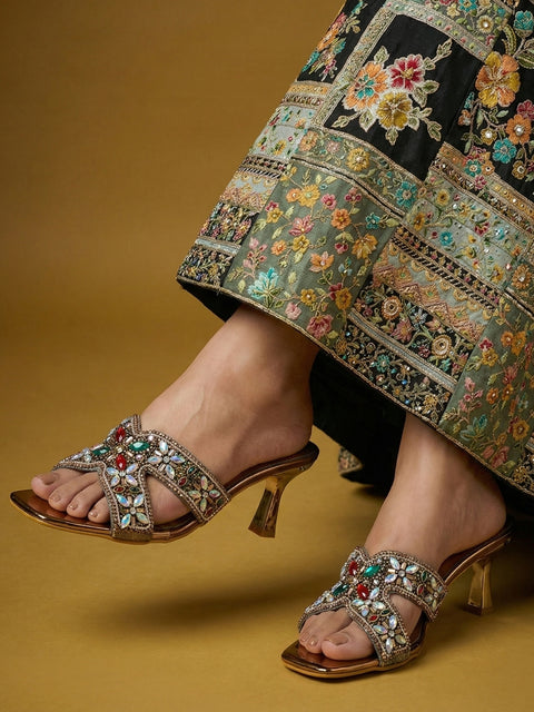 Zoya Heels