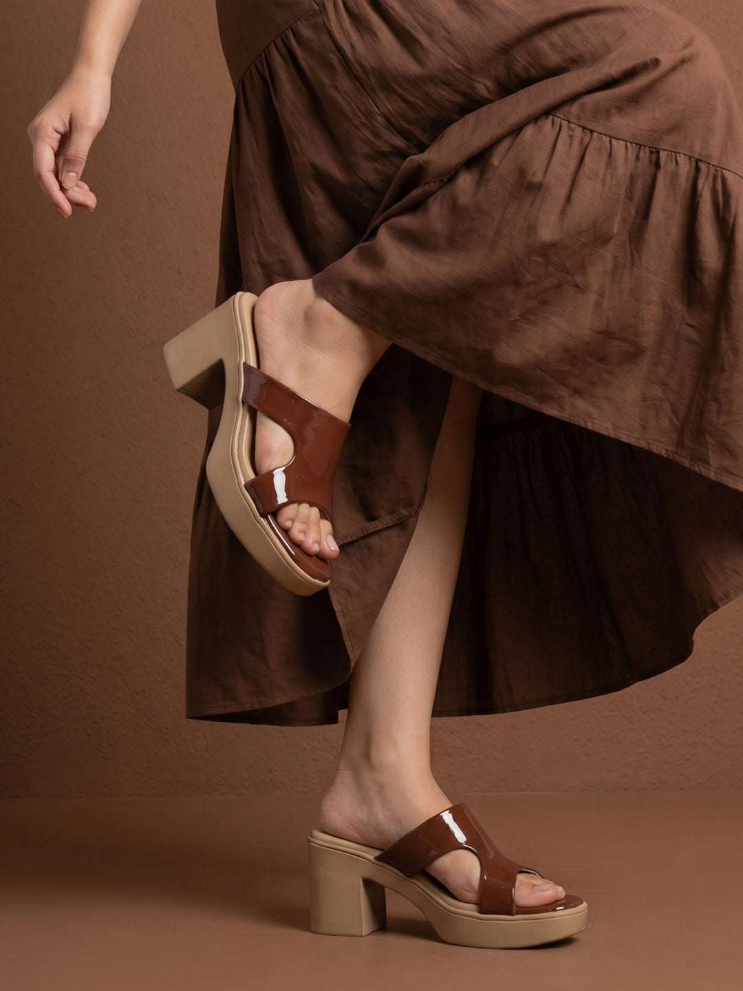 Vanta Heels