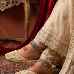 Ruhani Jutti