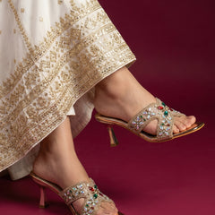 Zoya Heels