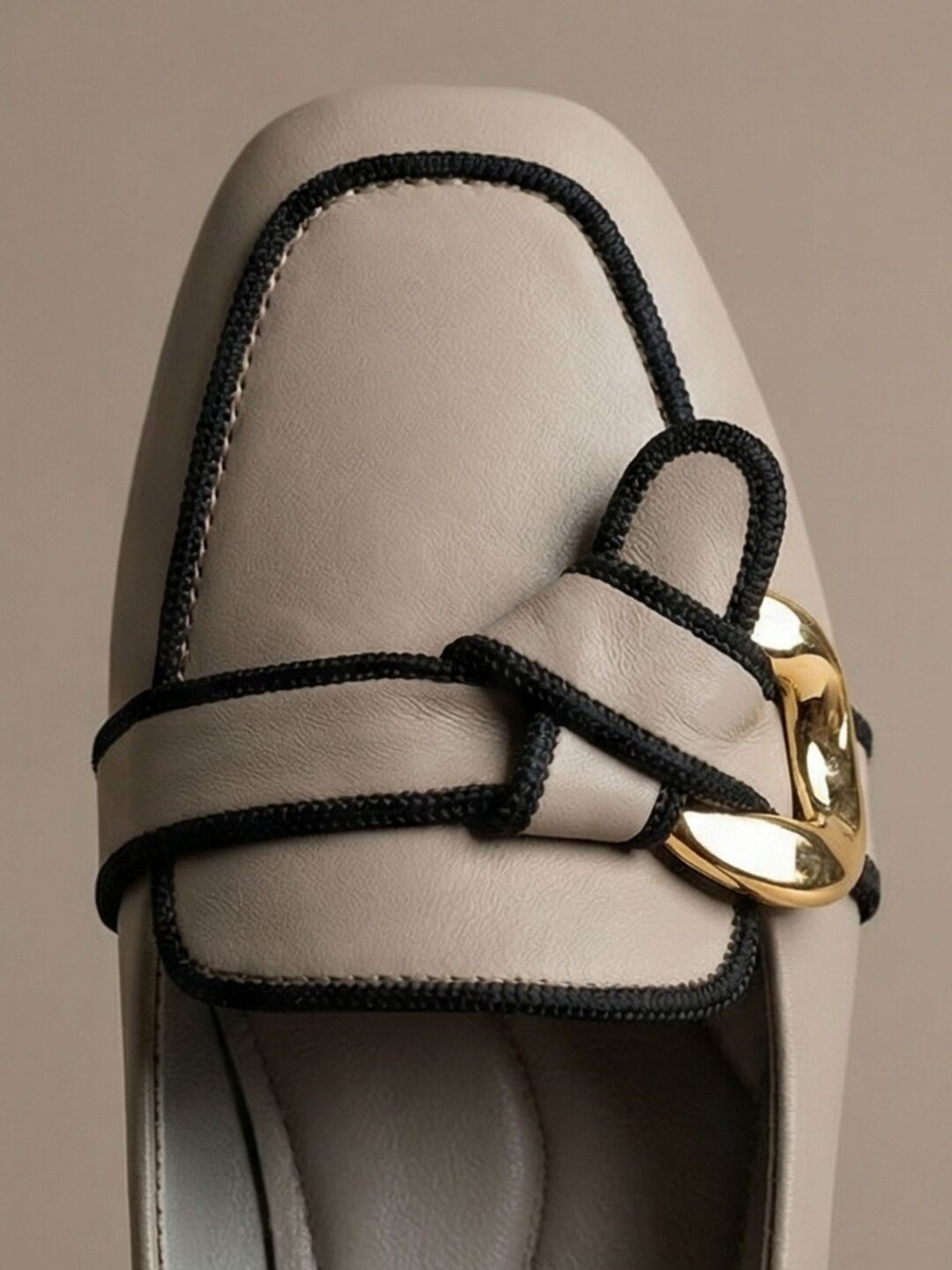 Sidra Loafers