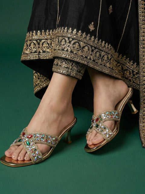 Zoya Heels