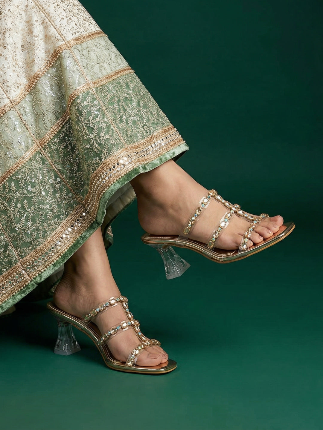 Kainaat Heels