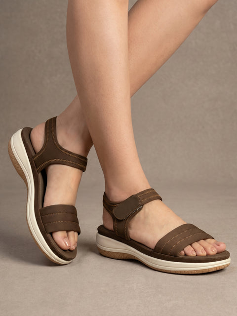 Aira Sandals