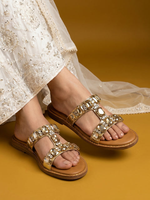 Amaira Flats