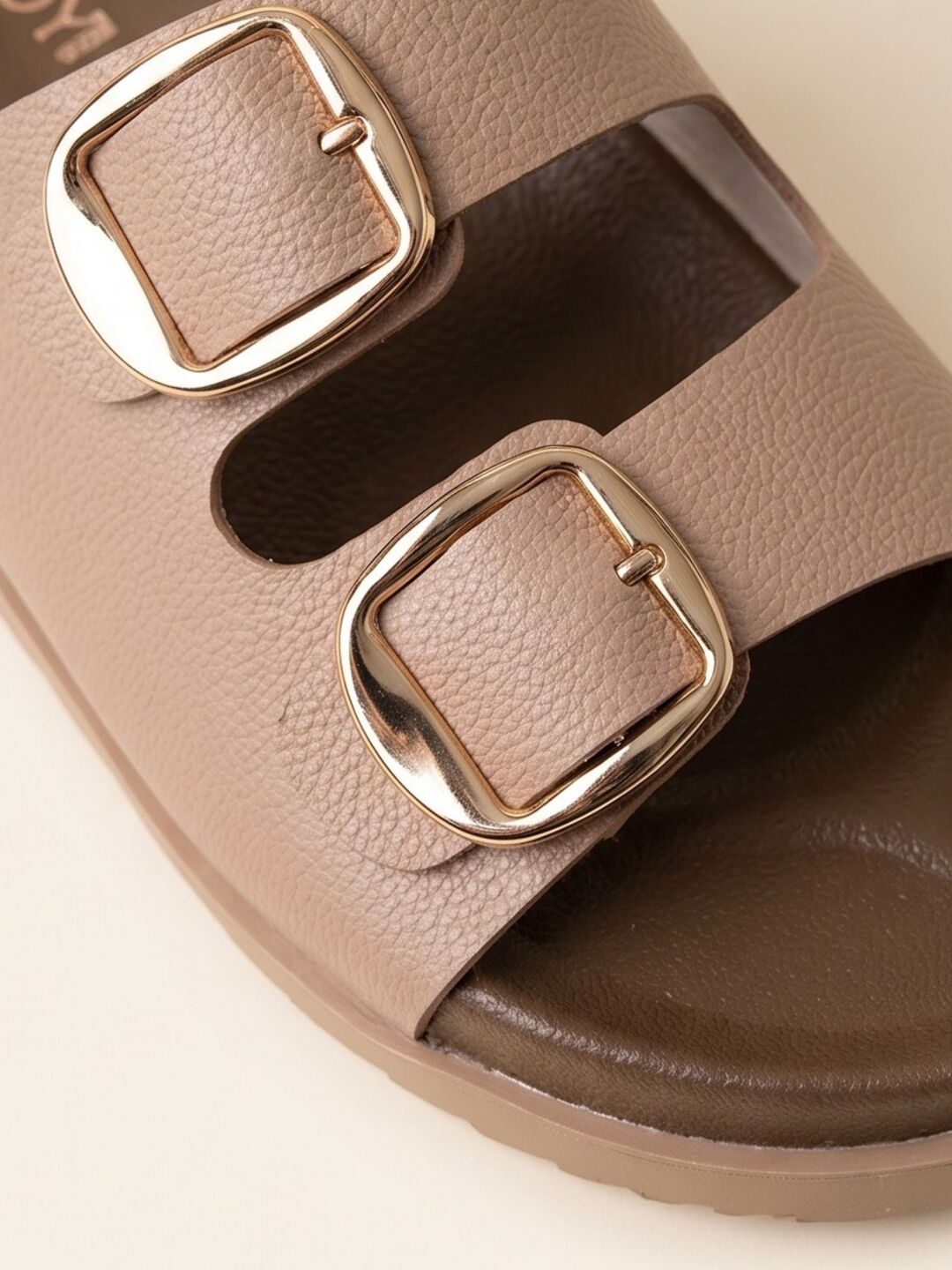 Loren Flats