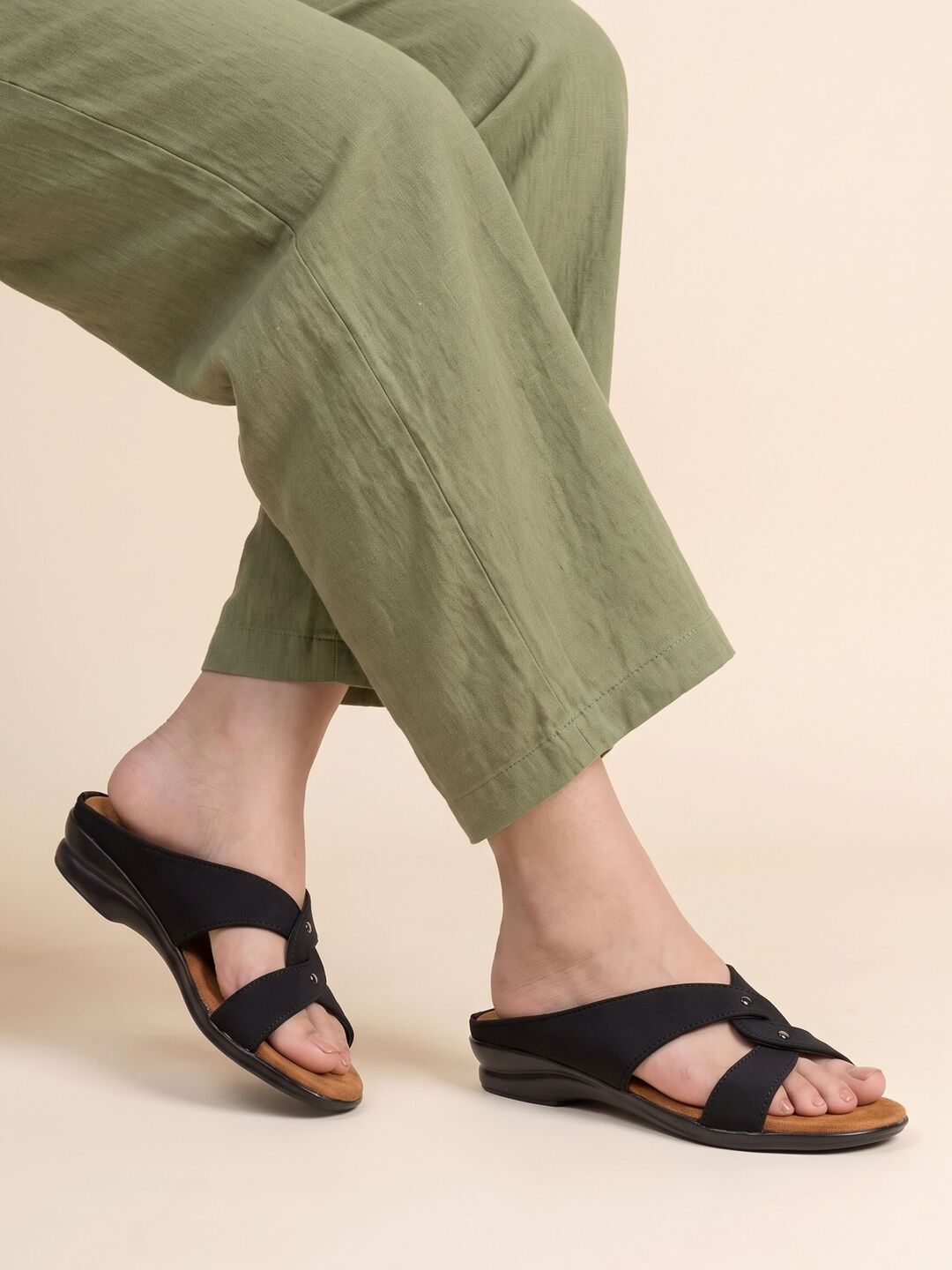 Reya Flats
