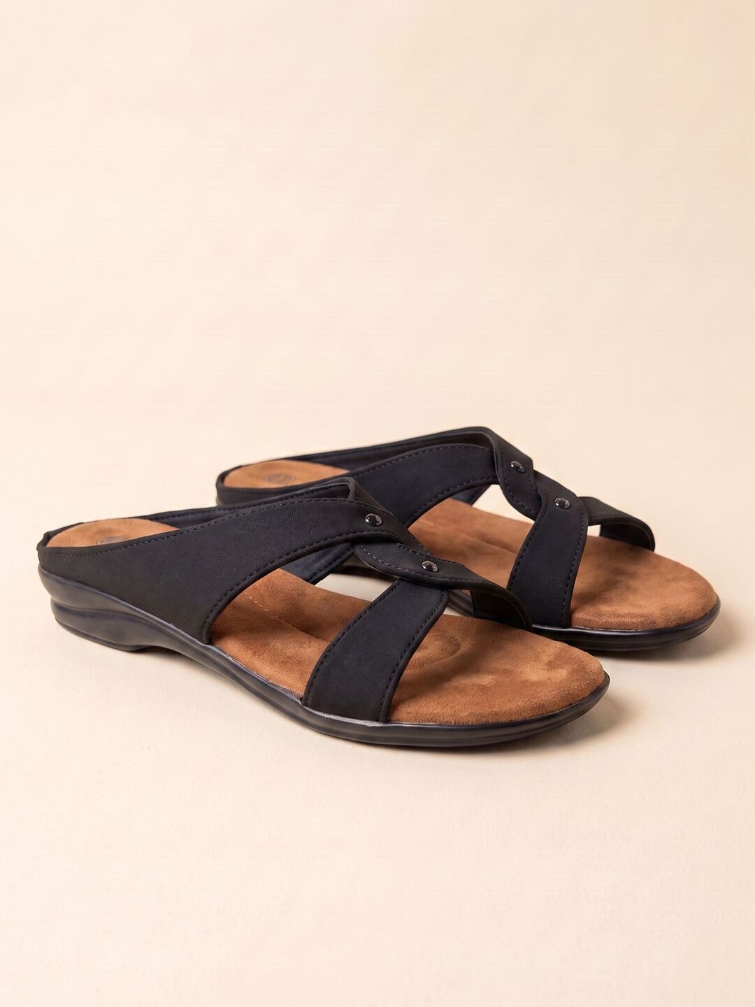 Reya Flats
