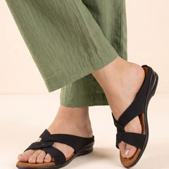 Reya Flats