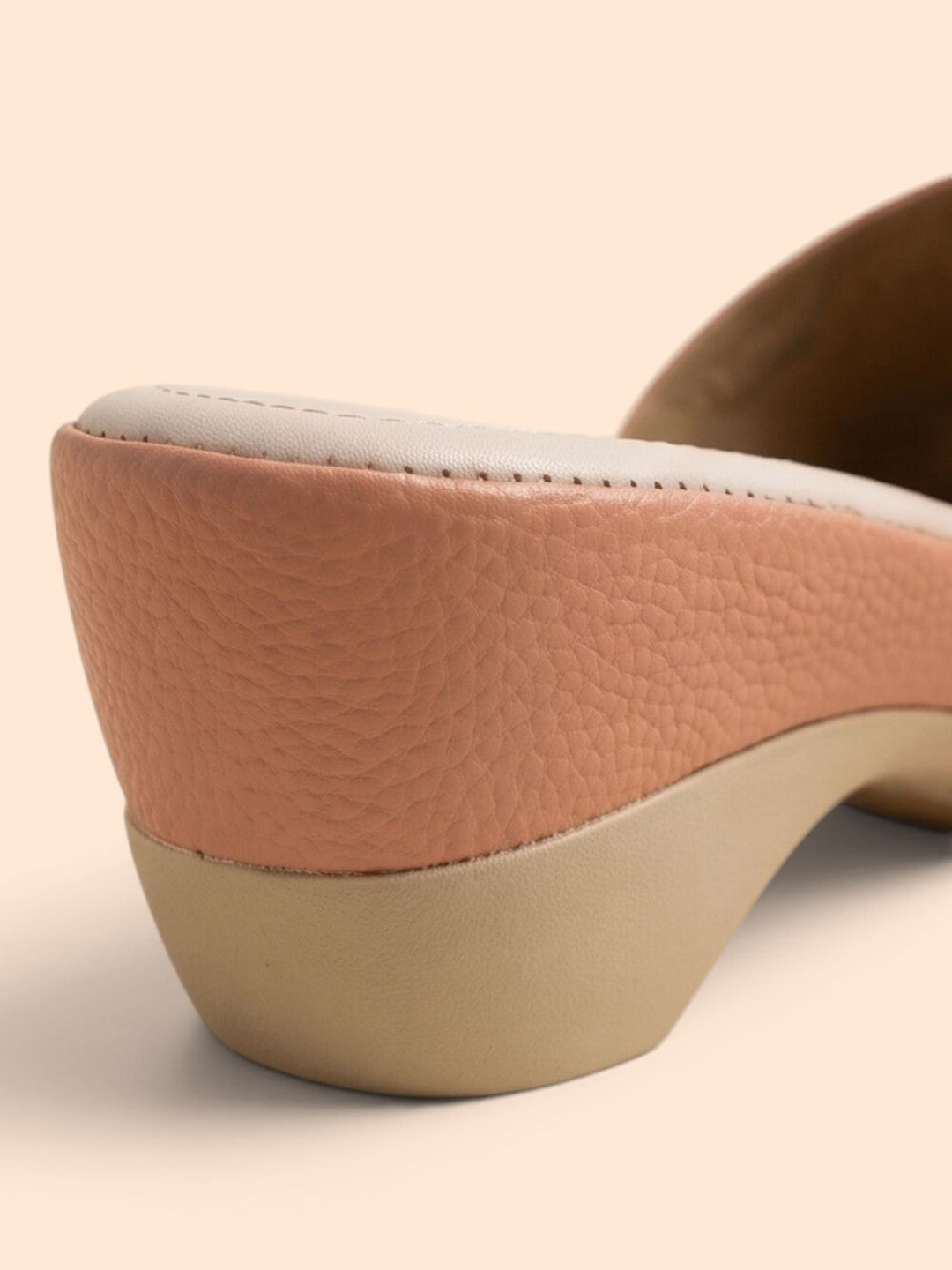 Avery Sandal