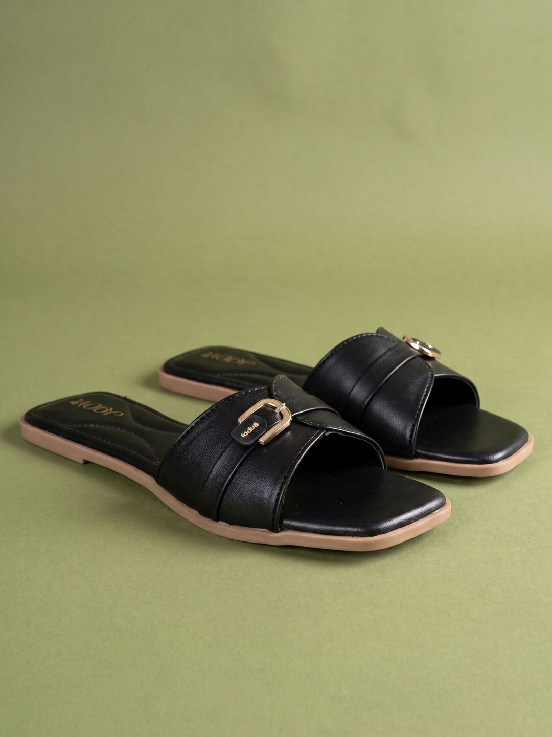 Elan Flats
