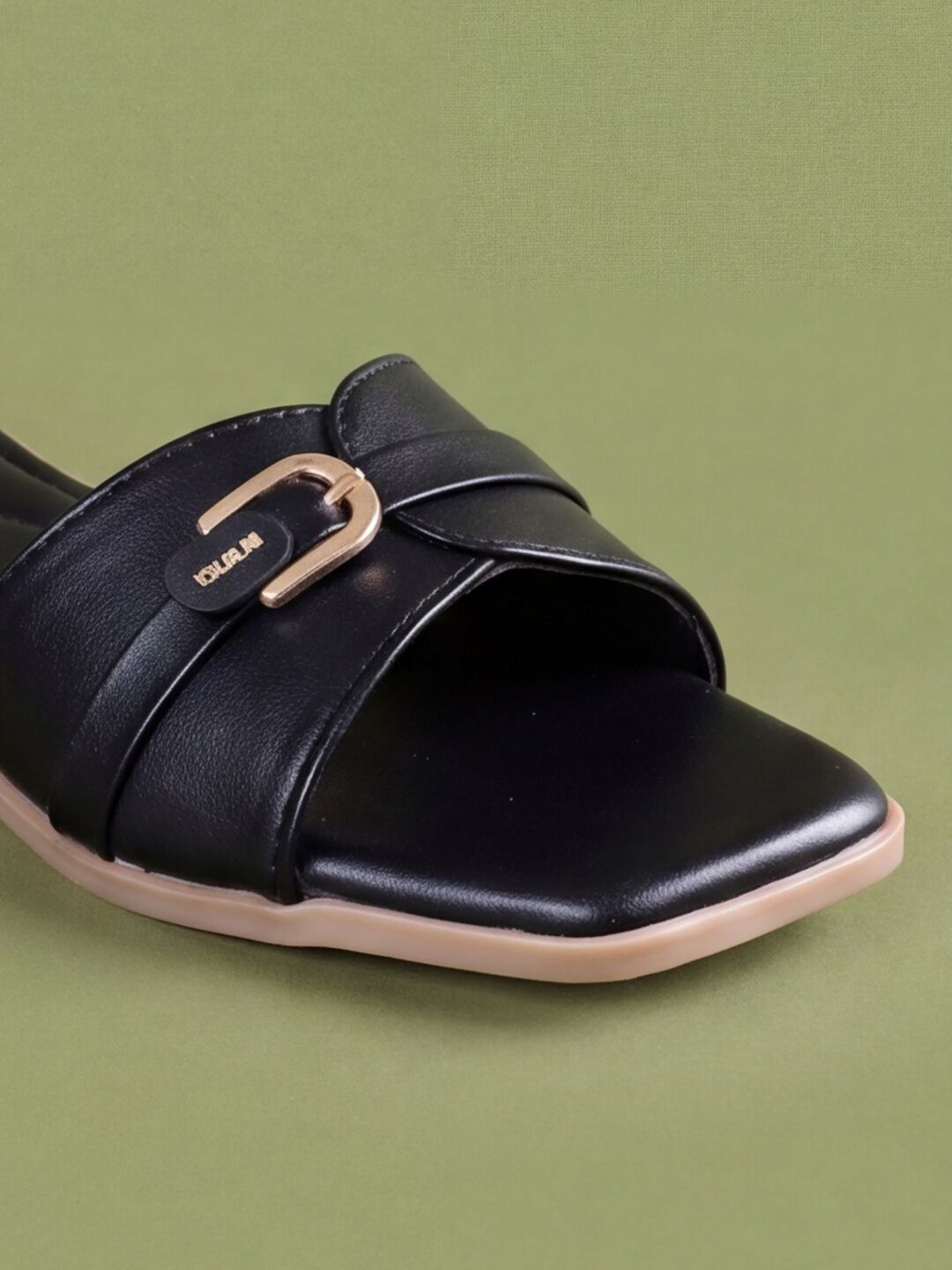 Elan Flats
