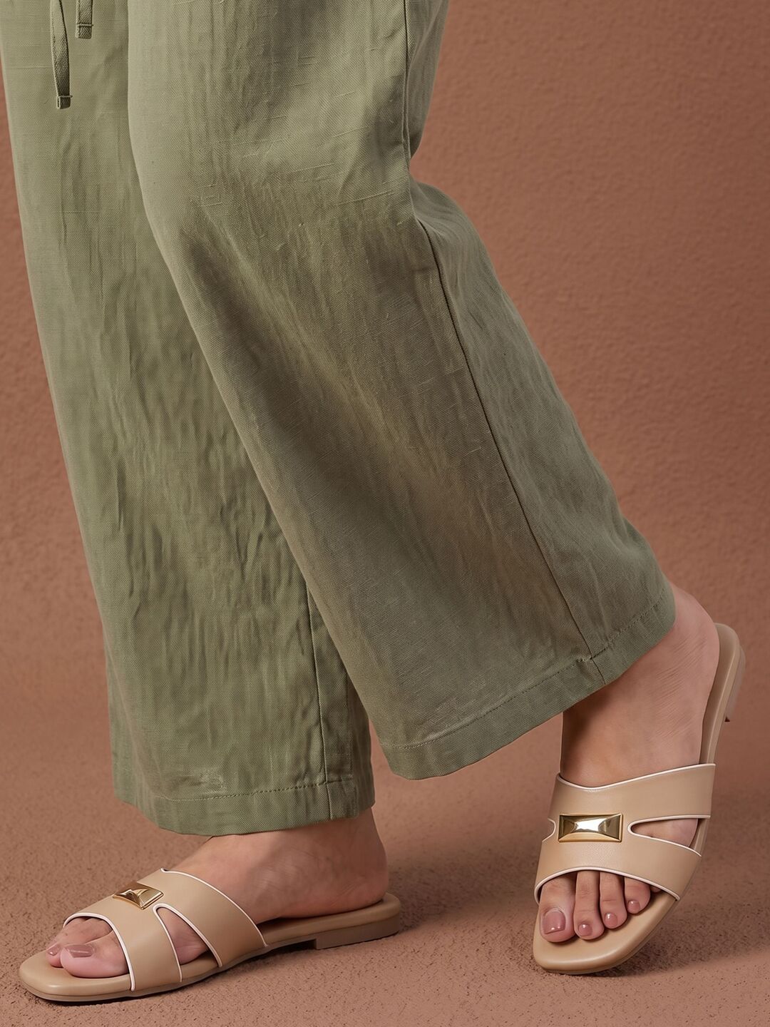 Cleo Flats