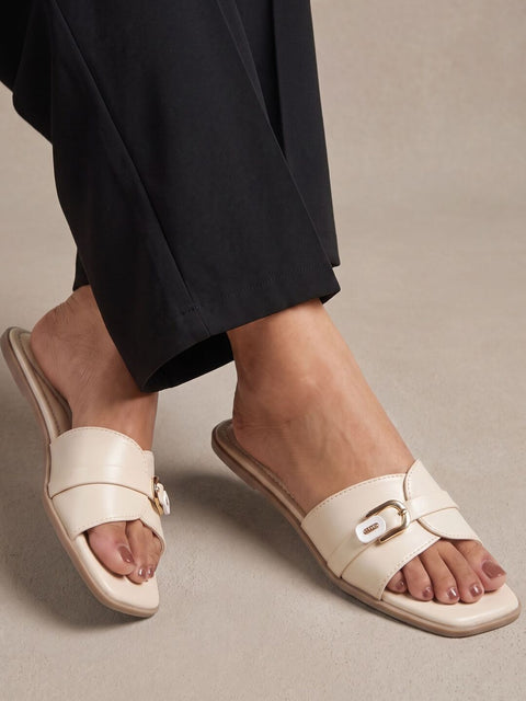 Elan Flats
