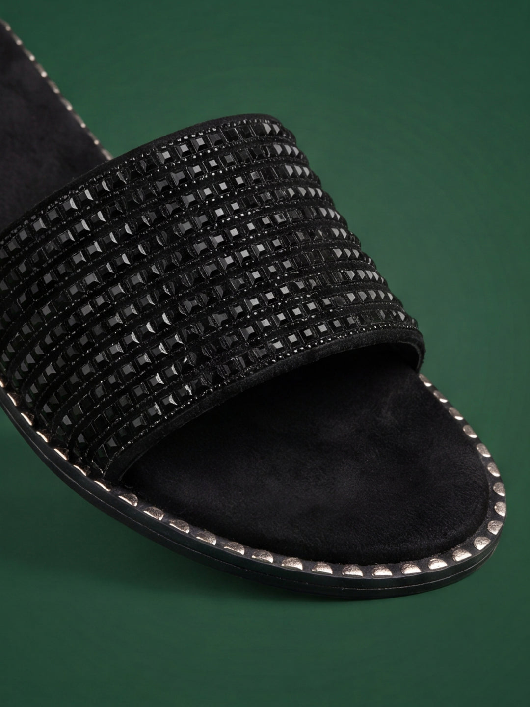 Lareen Flats