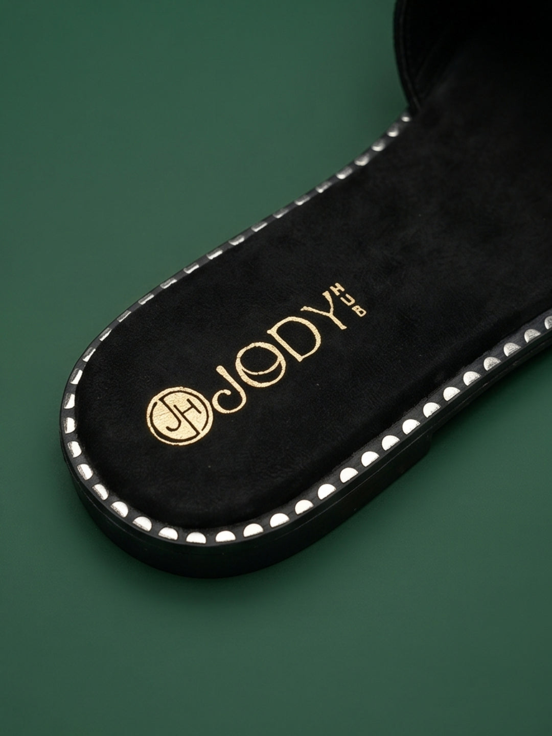Lareen Flats