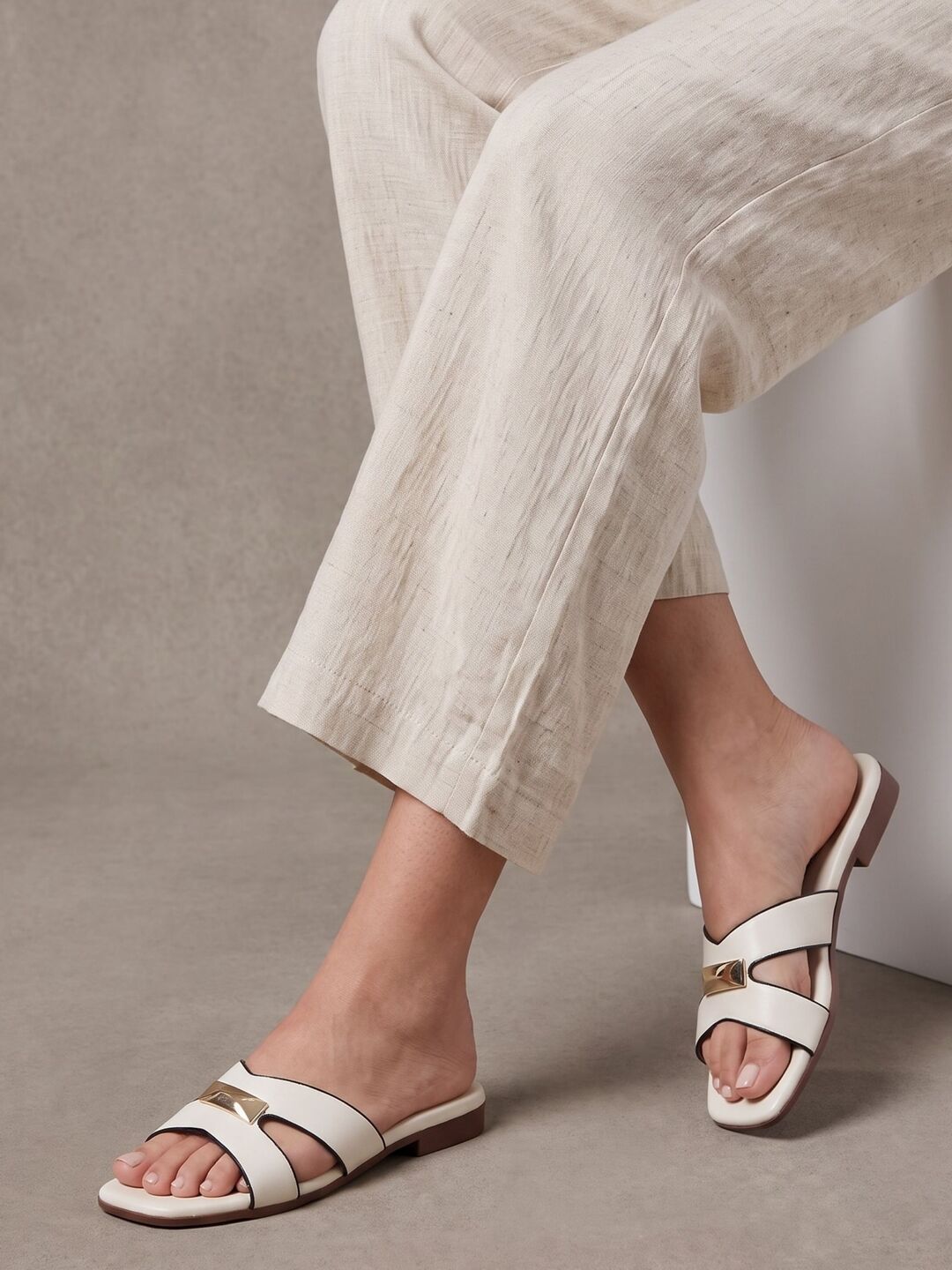 Cleo Flats