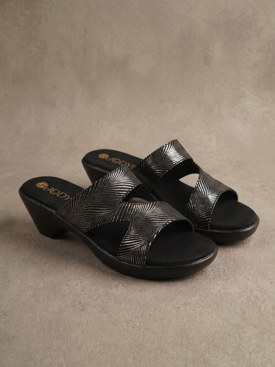 Nayra Sandals
