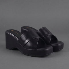 Layla Wedges