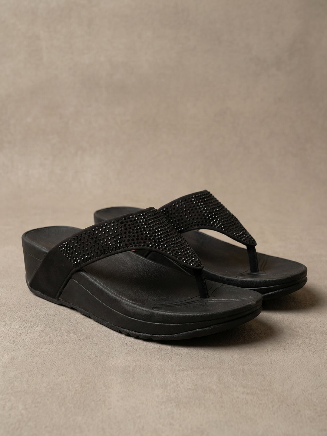 Aira Sandals