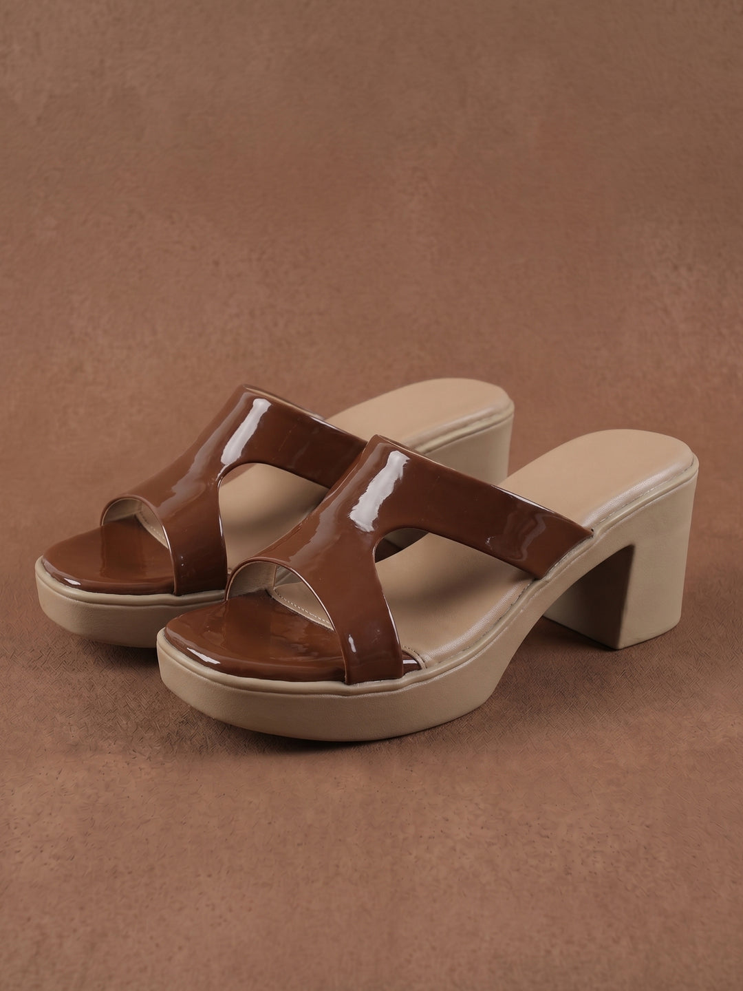 Vanta Heels
