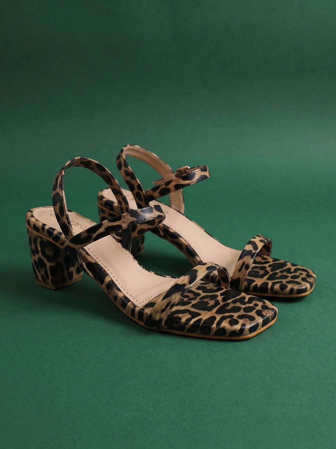 Aurora Heels