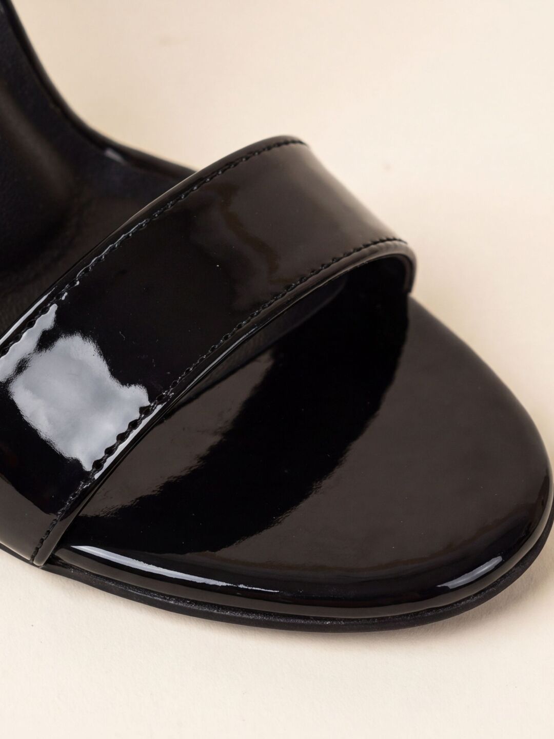 Lorenza Heels
