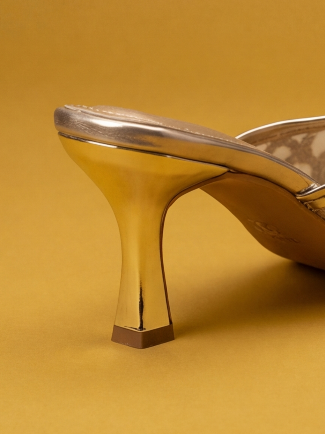 Vayra Heels