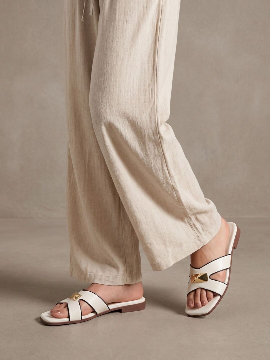 Cleo Flats