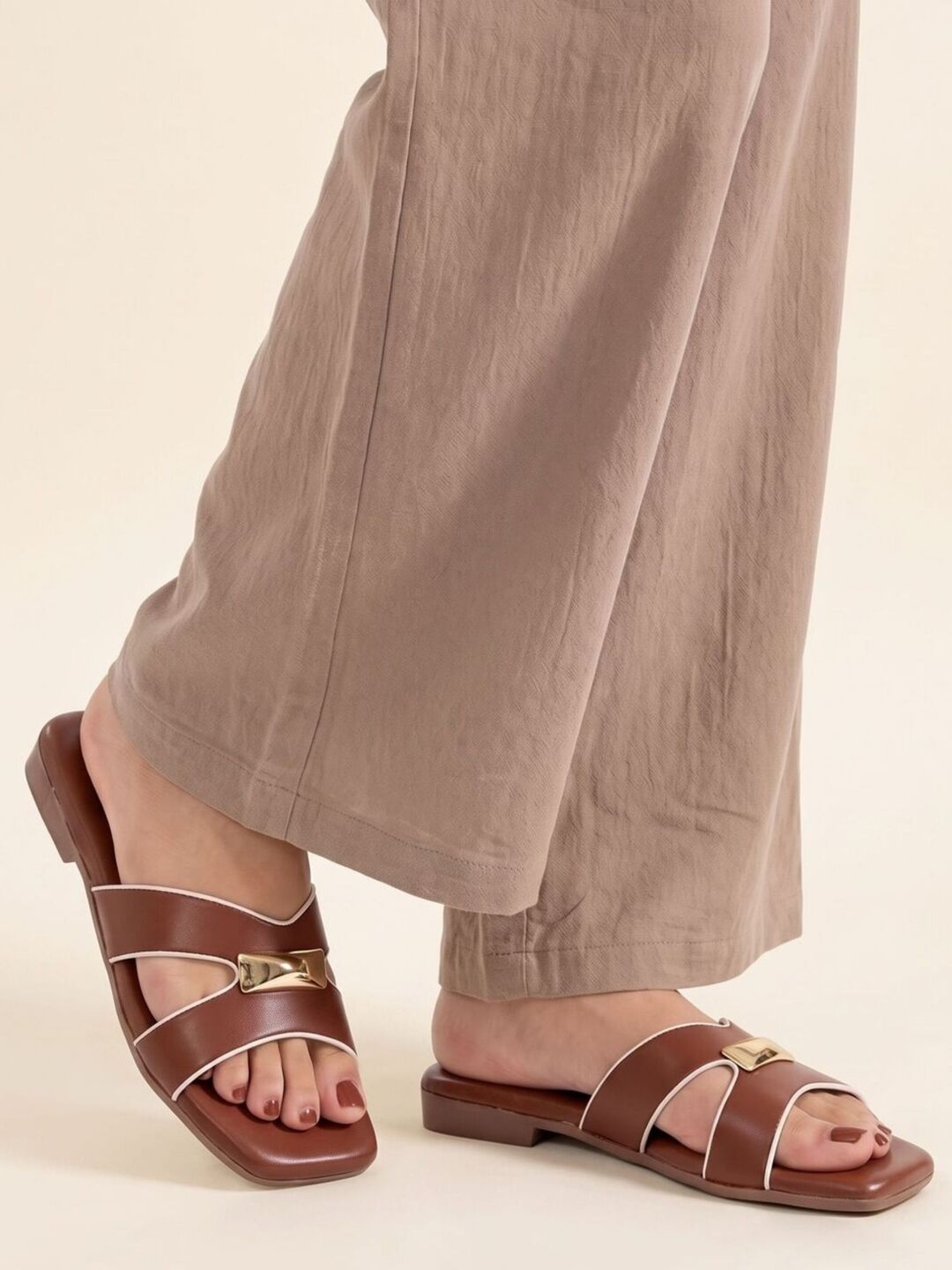 Cleo Flats
