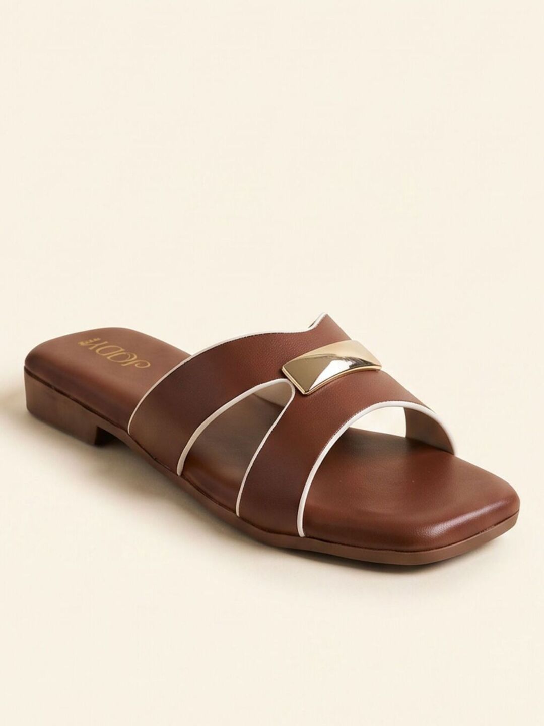 Cleo Flats