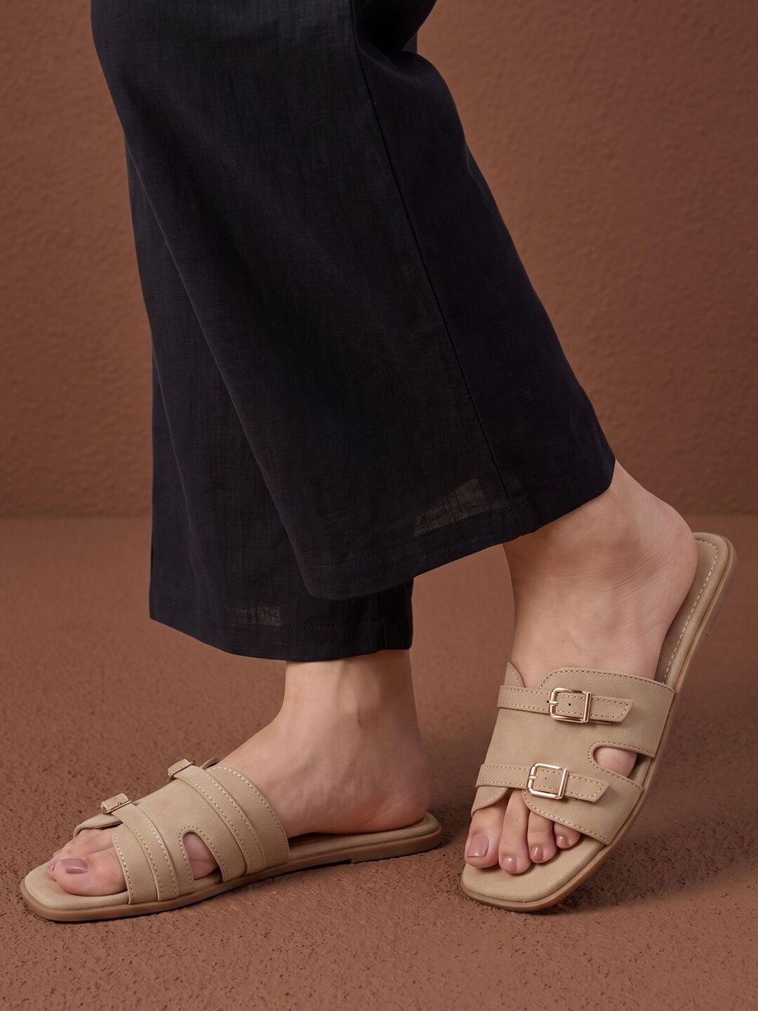 Sloanne Flats