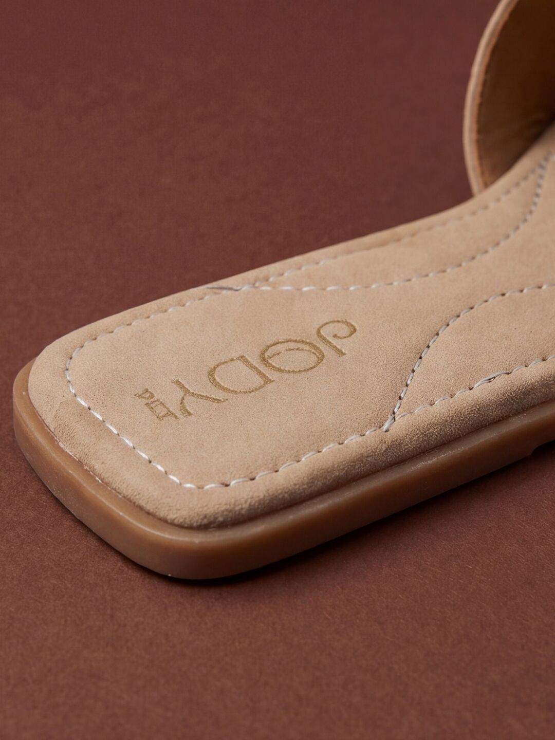 Sloanne Flats