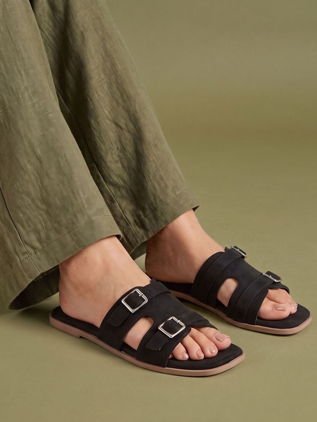 Sloanne Flats