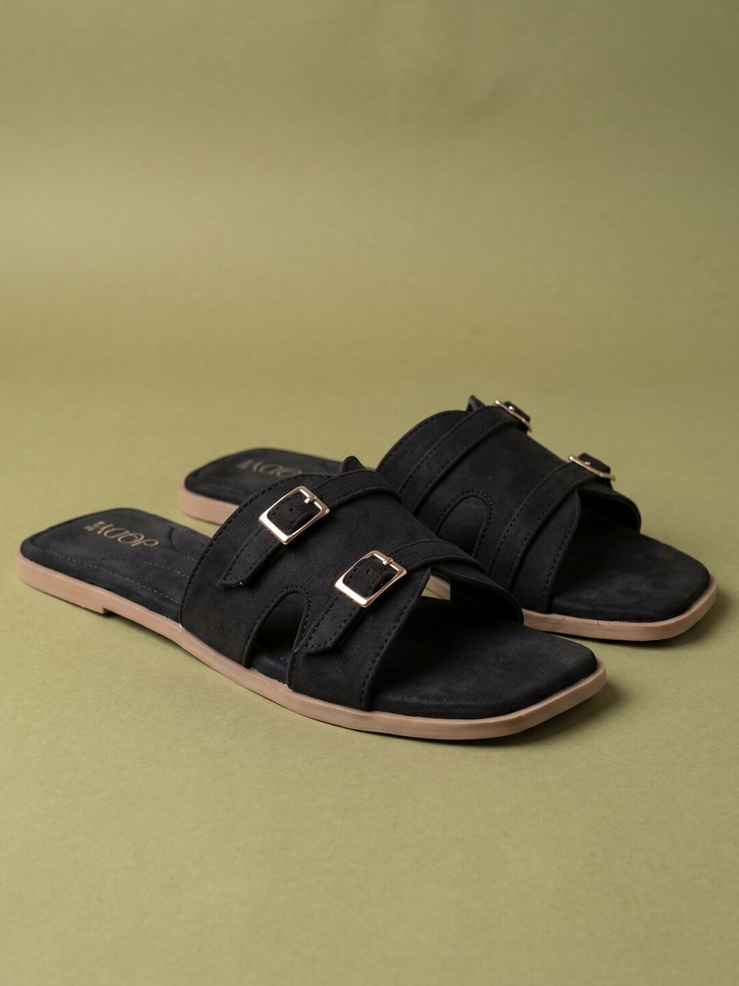 Sloanne Flats