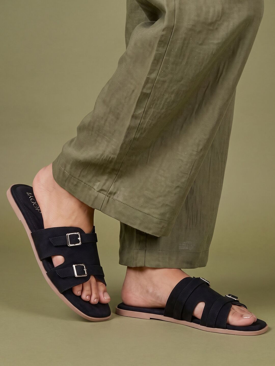 Sloanne Flats