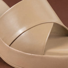 Layla Wedges