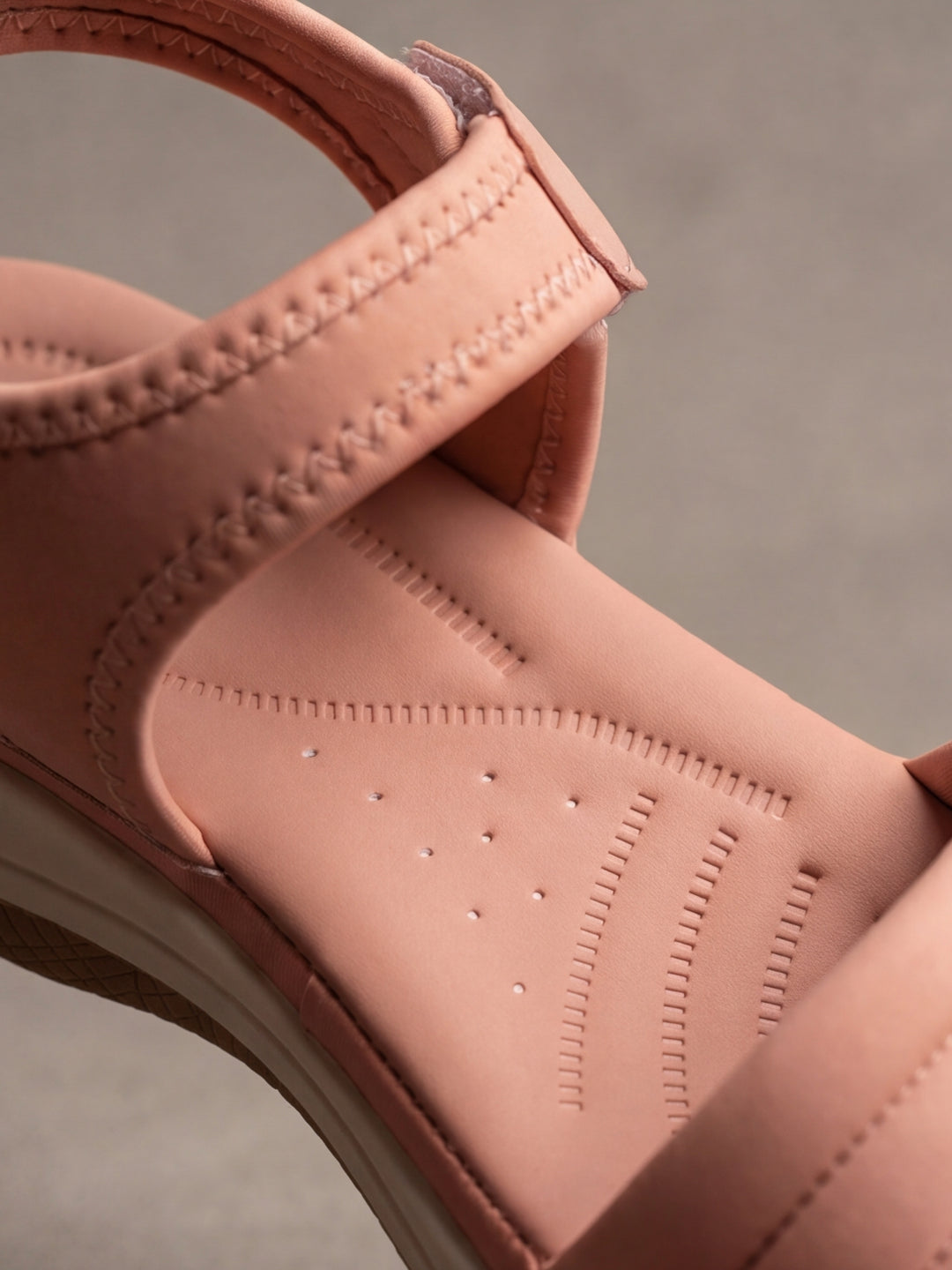 Aira Sandals